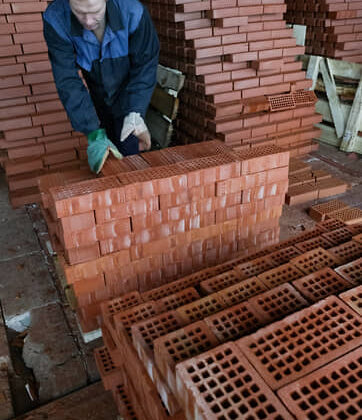 Производство стройматериалов в РФ снижается: прогноз на 2026 год и перспективы