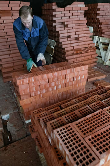 Производство стройматериалов в РФ снижается: прогноз на 2026 год и перспективы