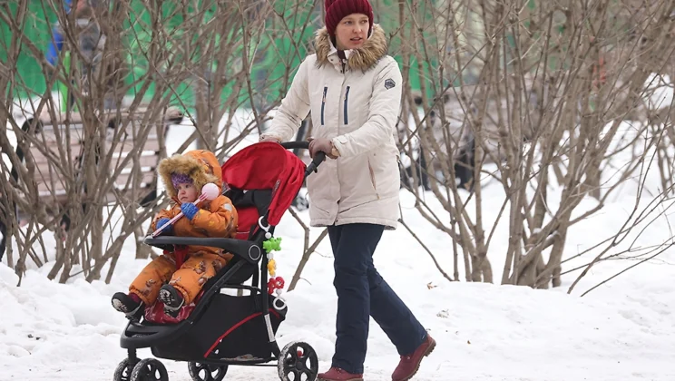 С 1 марта изменится порядок расчёта выплат на детей. Кому повысят пособия и алименты